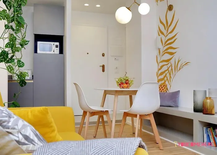 Ych-renovated And Design Flat Close To The Center Appartamento *