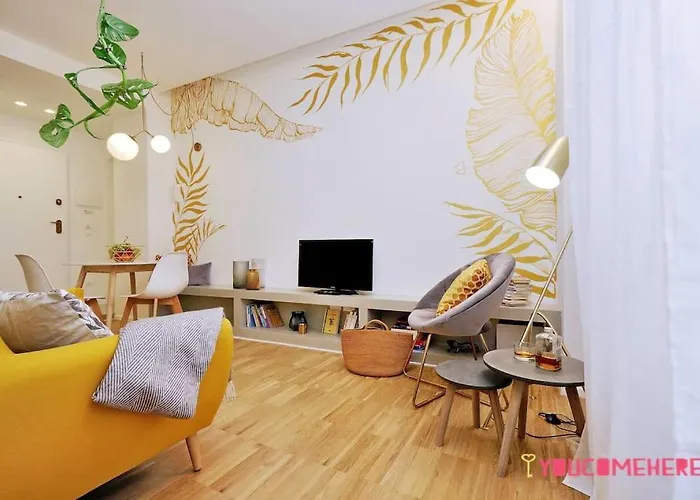 Ych-renovated And Design Flat Close To The Center Appartamento *